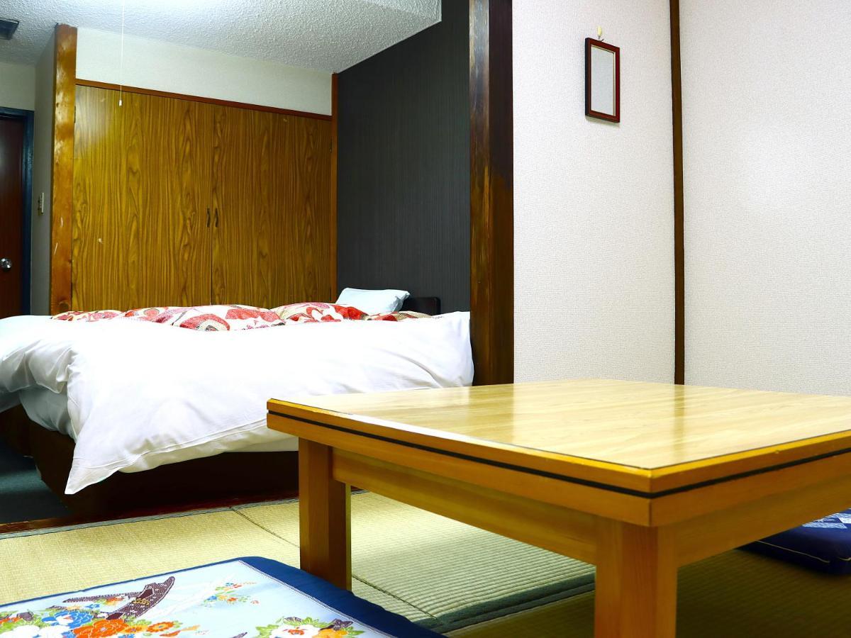 Hotel New Bernina Nagano Buitenkant foto