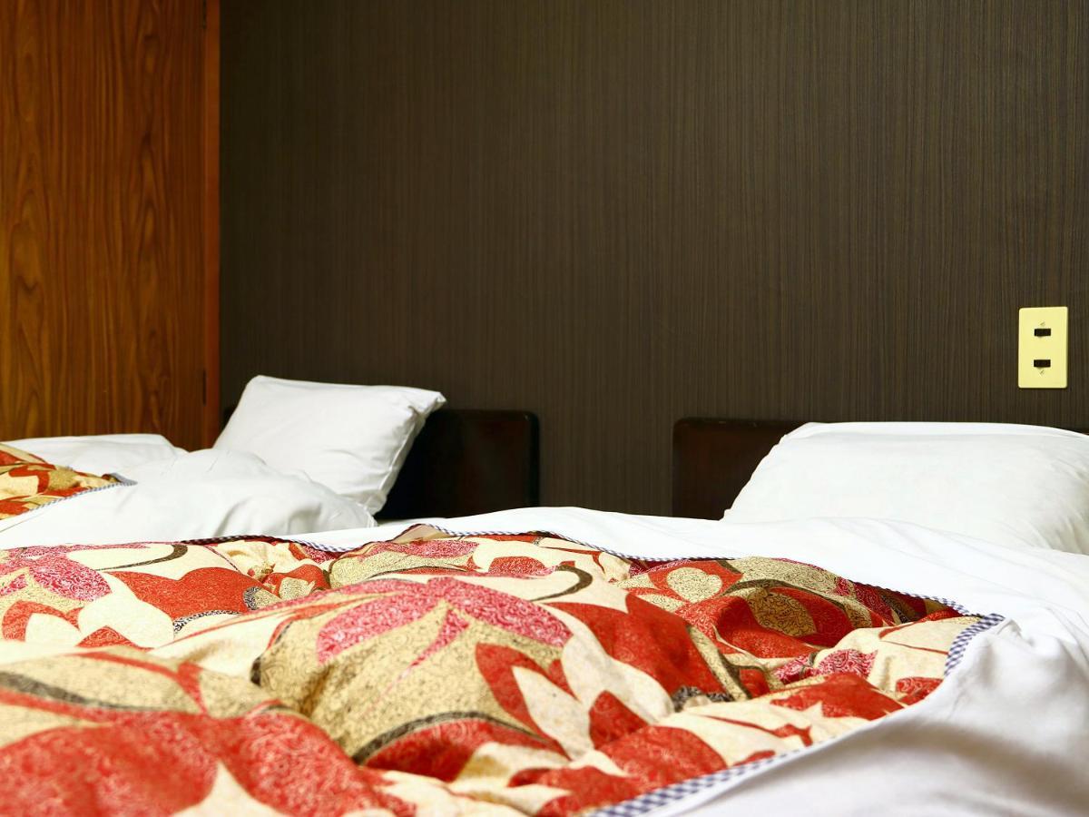 Hotel New Bernina Nagano Buitenkant foto