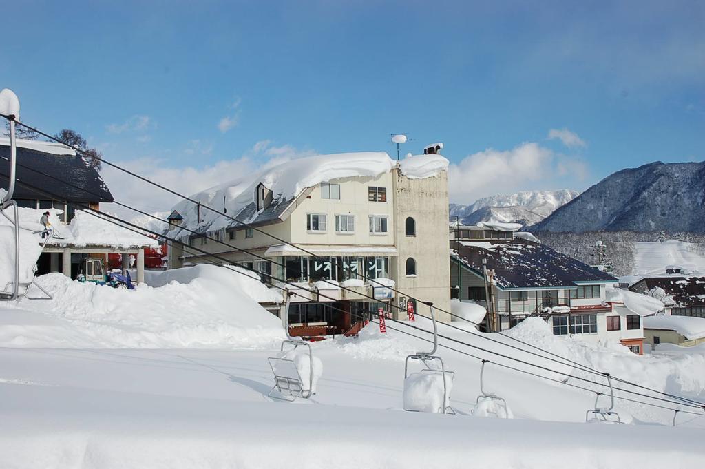 Hotel New Bernina Nagano Buitenkant foto