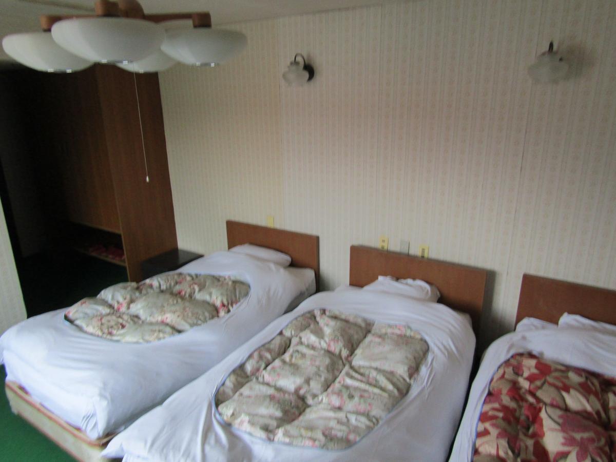 Hotel New Bernina Nagano Buitenkant foto